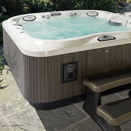 Trendy Holiday In With Terrace